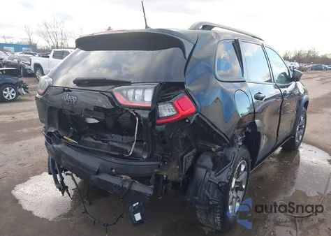 2019 Jeep Cherokee Trailhawk 4X4 from USA, damaged, VIN 1C4PJMBX5KD188295